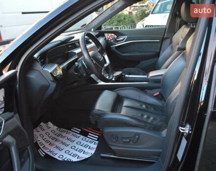 Ауди E-Tron, объемом двигателя 0 л и пробегом 59 тыс. км за 35900 $, фото 13 на Automoto.ua