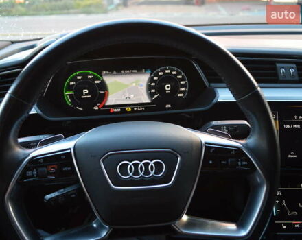 Ауди E-Tron, объемом двигателя 0 л и пробегом 59 тыс. км за 35900 $, фото 20 на Automoto.ua
