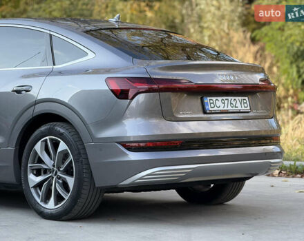 Ауди E-Tron, объемом двигателя 0 л и пробегом 81 тыс. км за 34999 $, фото 19 на Automoto.ua