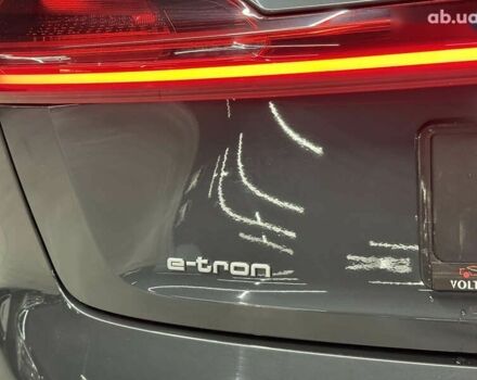 Ауди E-Tron, объемом двигателя 0 л и пробегом 207 тыс. км за 19600 $, фото 16 на Automoto.ua