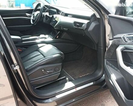 Ауді E-Tron, об'ємом двигуна 0 л та пробігом 37 тис. км за 35800 $, фото 16 на Automoto.ua