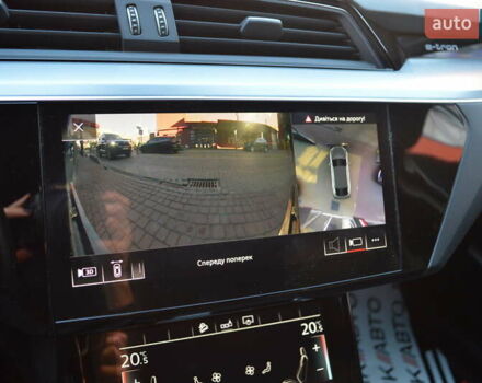 Ауди E-Tron, объемом двигателя 0 л и пробегом 59 тыс. км за 35900 $, фото 34 на Automoto.ua