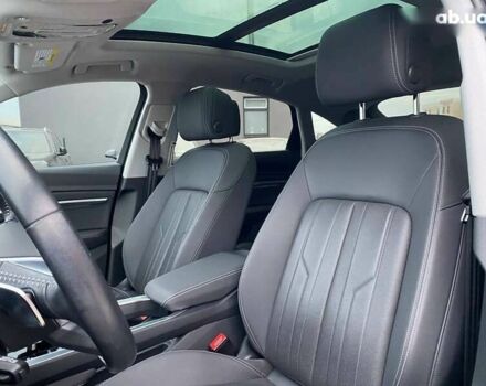 Ауди E-Tron, объемом двигателя 0 л и пробегом 59 тыс. км за 36900 $, фото 25 на Automoto.ua