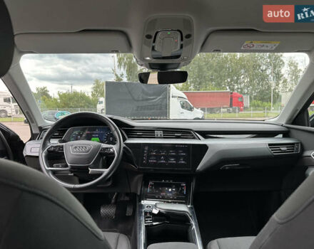 Ауди E-Tron, объемом двигателя 0 л и пробегом 113 тыс. км за 26000 $, фото 16 на Automoto.ua