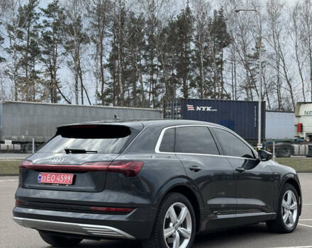 Ауди E-Tron, объемом двигателя 0 л и пробегом 144 тыс. км за 25500 $, фото 16 на Automoto.ua