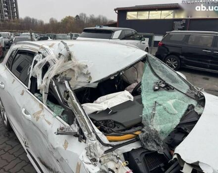 Ауди E-Tron, объемом двигателя 0 л и пробегом 40 тыс. км за 13200 $, фото 8 на Automoto.ua