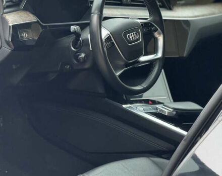 Ауди E-Tron, объемом двигателя 0 л и пробегом 95 тыс. км за 28750 $, фото 16 на Automoto.ua