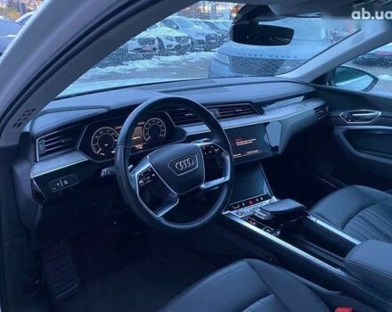 Ауді E-Tron, об'ємом двигуна 0 л та пробігом 55 тис. км за 29400 $, фото 8 на Automoto.ua