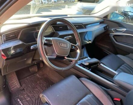 Ауді E-Tron, об'ємом двигуна 0 л та пробігом 61 тис. км за 36500 $, фото 9 на Automoto.ua