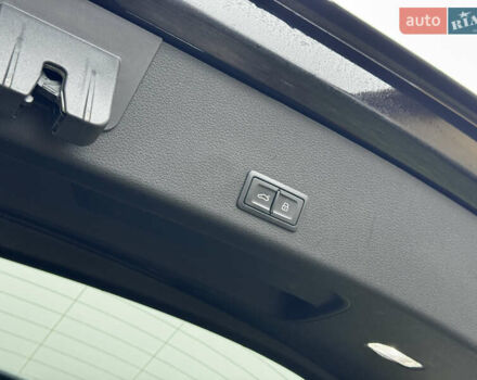 Ауди E-Tron, объемом двигателя 0 л и пробегом 95 тыс. км за 28750 $, фото 29 на Automoto.ua