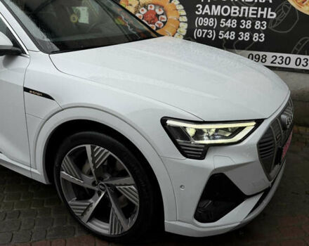 Ауди E-Tron, объемом двигателя 0 л и пробегом 26 тыс. км за 38900 $, фото 41 на Automoto.ua