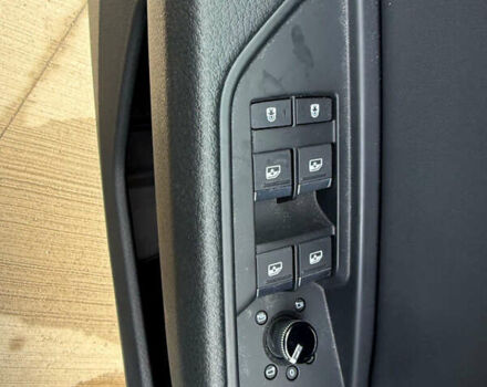 Ауди E-Tron, объемом двигателя 0 л и пробегом 80 тыс. км за 27999 $, фото 31 на Automoto.ua