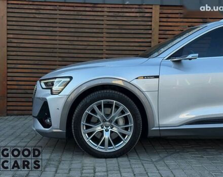 Ауди E-Tron, объемом двигателя 0 л и пробегом 43 тыс. км за 34000 $, фото 9 на Automoto.ua