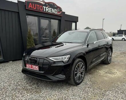 Ауди E-Tron, объемом двигателя 0 л и пробегом 73 тыс. км за 38900 $, фото 12 на Automoto.ua