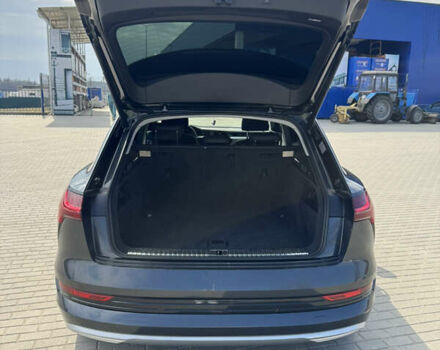 Ауди E-Tron, объемом двигателя 0 л и пробегом 144 тыс. км за 25000 $, фото 43 на Automoto.ua