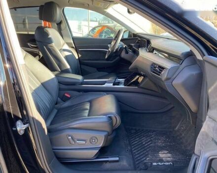 Ауді E-Tron, об'ємом двигуна 0 л та пробігом 61 тис. км за 36500 $, фото 26 на Automoto.ua