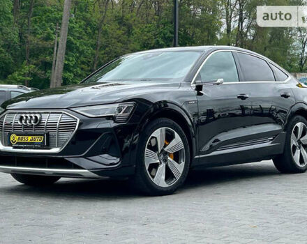 Ауди E-Tron, объемом двигателя 0 л и пробегом 26 тыс. км за 68000 $, фото 2 на Automoto.ua