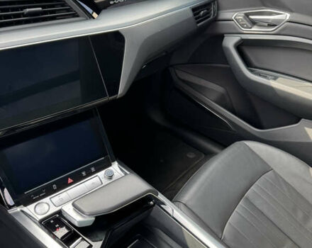 Ауди E-Tron, объемом двигателя 0 л и пробегом 144 тыс. км за 25000 $, фото 28 на Automoto.ua
