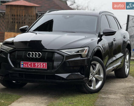 Ауди E-Tron, объемом двигателя 0 л и пробегом 95 тыс. км за 28750 $, фото 6 на Automoto.ua