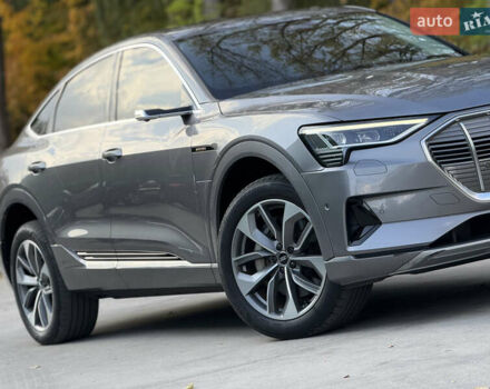 Ауди E-Tron, объемом двигателя 0 л и пробегом 81 тыс. км за 34999 $, фото 2 на Automoto.ua
