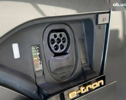 Ауді E-Tron, об'ємом двигуна 0 л та пробігом 53 тис. км за 37900 $, фото 14 на Automoto.ua