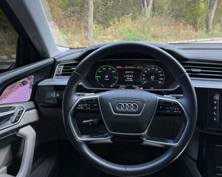 Ауди E-Tron, объемом двигателя 0 л и пробегом 81 тыс. км за 34999 $, фото 27 на Automoto.ua