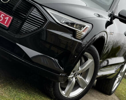 Ауди E-Tron, объемом двигателя 0 л и пробегом 95 тыс. км за 28750 $, фото 9 на Automoto.ua