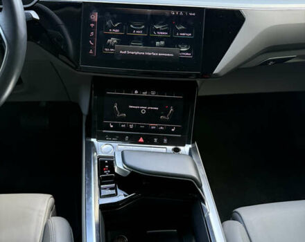 Ауди E-Tron, объемом двигателя 0 л и пробегом 81 тыс. км за 34999 $, фото 29 на Automoto.ua