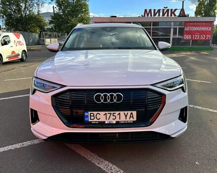 Ауді E-Tron, об'ємом двигуна 0 л та пробігом 31 тис. км за 48900 $, фото 1 на Automoto.ua