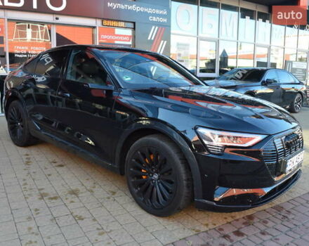 Ауди E-Tron, объемом двигателя 0 л и пробегом 59 тыс. км за 35900 $, фото 7 на Automoto.ua