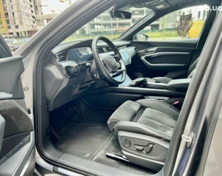 Ауди E-Tron, объемом двигателя 0 л и пробегом 0 тыс. км за 53900 $, фото 11 на Automoto.ua