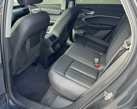 Ауди E-Tron, объемом двигателя 0 л и пробегом 144 тыс. км за 25000 $, фото 53 на Automoto.ua