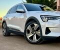 Ауди E-Tron, объемом двигателя 0 л и пробегом 40 тыс. км за 33000 $, фото 5 на Automoto.ua