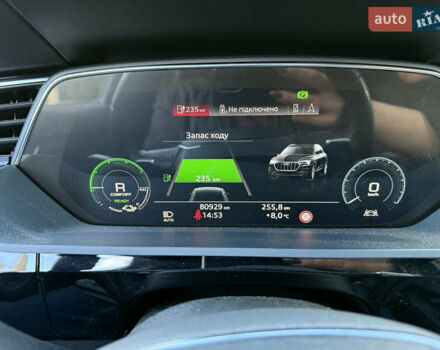 Ауди E-Tron, объемом двигателя 0 л и пробегом 80 тыс. км за 27999 $, фото 6 на Automoto.ua
