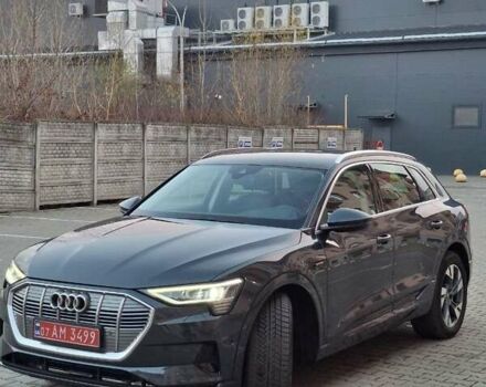 Ауді E-Tron 2020 у Ужгороді на Automoto.ua Ауді E-Tron, об'ємом двигуна 0 л та пробігом 61 тис. км за 27200 $, фото 16 на Automoto.ua