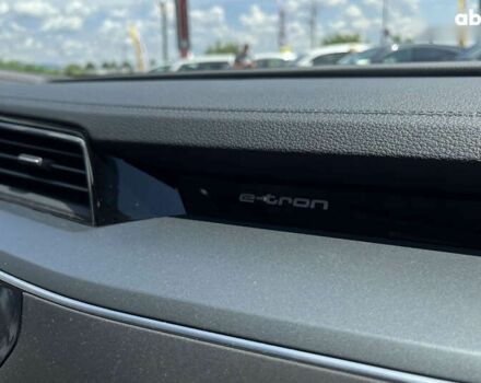 Ауди E-Tron, объемом двигателя 0 л и пробегом 115 тыс. км за 27990 $, фото 27 на Automoto.ua