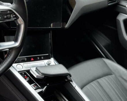 Ауди E-Tron, объемом двигателя 0 л и пробегом 95 тыс. км за 28750 $, фото 24 на Automoto.ua