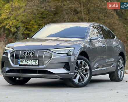 Ауди E-Tron, объемом двигателя 0 л и пробегом 81 тыс. км за 34999 $, фото 4 на Automoto.ua