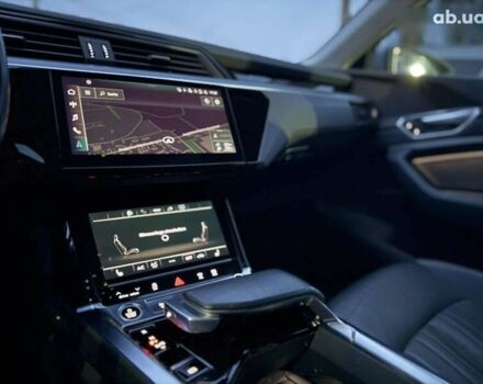 Ауди E-Tron, объемом двигателя 0 л и пробегом 169 тыс. км за 22899 $, фото 12 на Automoto.ua