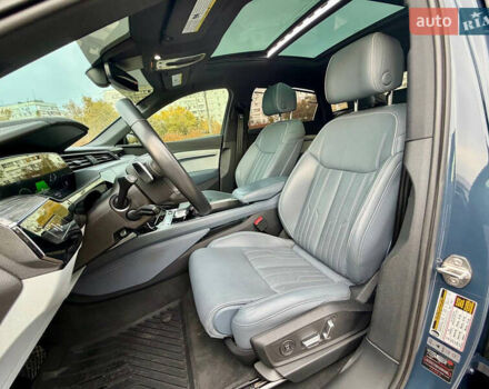 Ауди E-Tron, объемом двигателя 0 л и пробегом 83 тыс. км за 39000 $, фото 33 на Automoto.ua