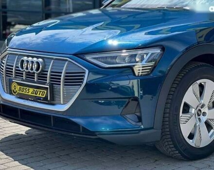 Ауди E-Tron, объемом двигателя 0 л и пробегом 45 тыс. км за 34300 $, фото 7 на Automoto.ua