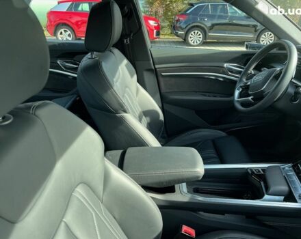 Ауді E-Tron, об'ємом двигуна 0 л та пробігом 26 тис. км за 64773 $, фото 18 на Automoto.ua