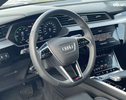 Ауди E-Tron, объемом двигателя 0 л и пробегом 70 тыс. км за 39499 $, фото 23 на Automoto.ua