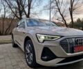 Ауди E-Tron, объемом двигателя 0 л и пробегом 29 тыс. км за 51400 $, фото 5 на Automoto.ua