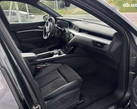 Ауди E-Tron, объемом двигателя 0 л и пробегом 73 тыс. км за 37300 $, фото 28 на Automoto.ua
