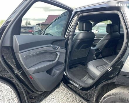 Ауди E-Tron, объемом двигателя 0 л и пробегом 70 тыс. км за 39499 $, фото 24 на Automoto.ua