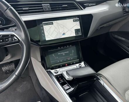 Ауди E-Tron, объемом двигателя 0 л и пробегом 101 тыс. км за 38500 $, фото 21 на Automoto.ua