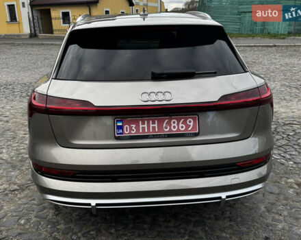 Ауди E-Tron, объемом двигателя 0 л и пробегом 34 тыс. км за 42300 $, фото 4 на Automoto.ua