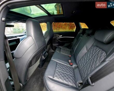 Ауди E-Tron, объемом двигателя 0 л и пробегом 73 тыс. км за 44700 $, фото 11 на Automoto.ua