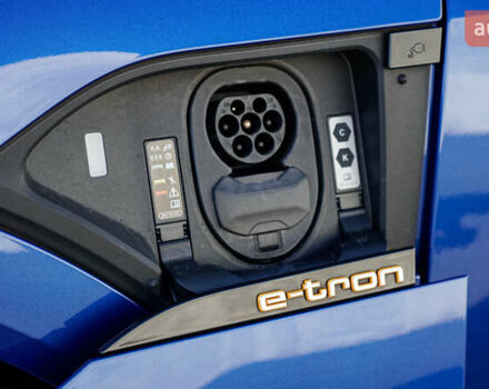 Ауди E-Tron, объемом двигателя 0 л и пробегом 60 тыс. км за 41500 $, фото 19 на Automoto.ua